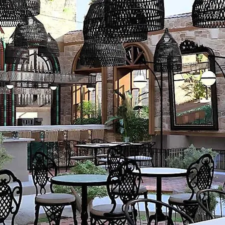 Hotel Belmondo