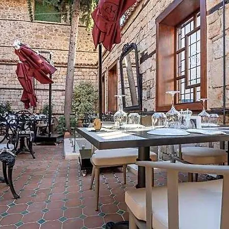 Hotel Belmondo *
